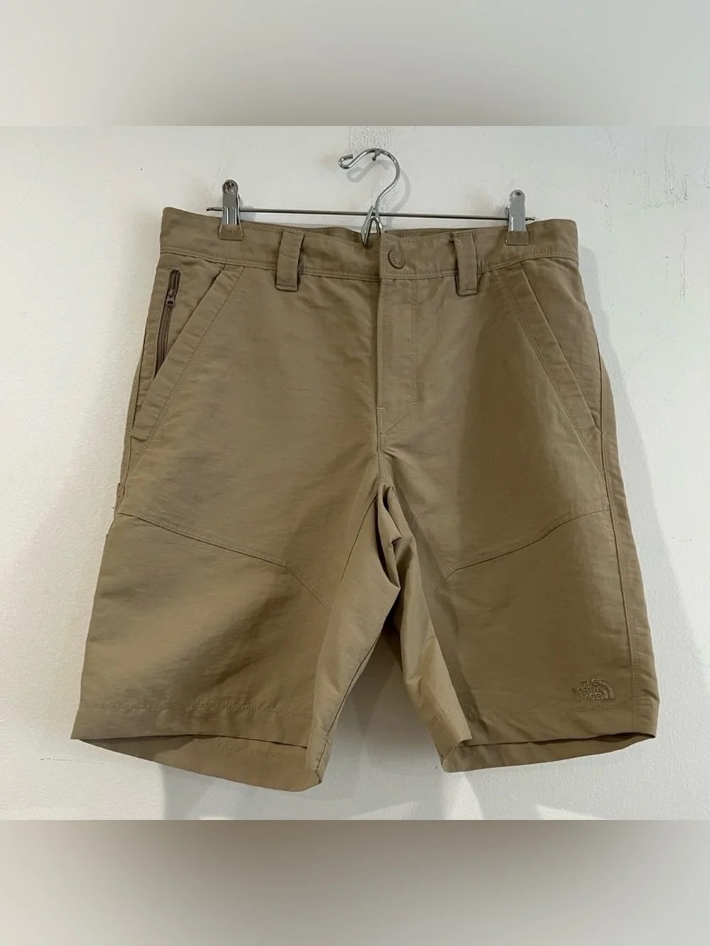 The North Face Shorts Mens 32 Outdoor Fishing Hiking Camping Travel Nylon